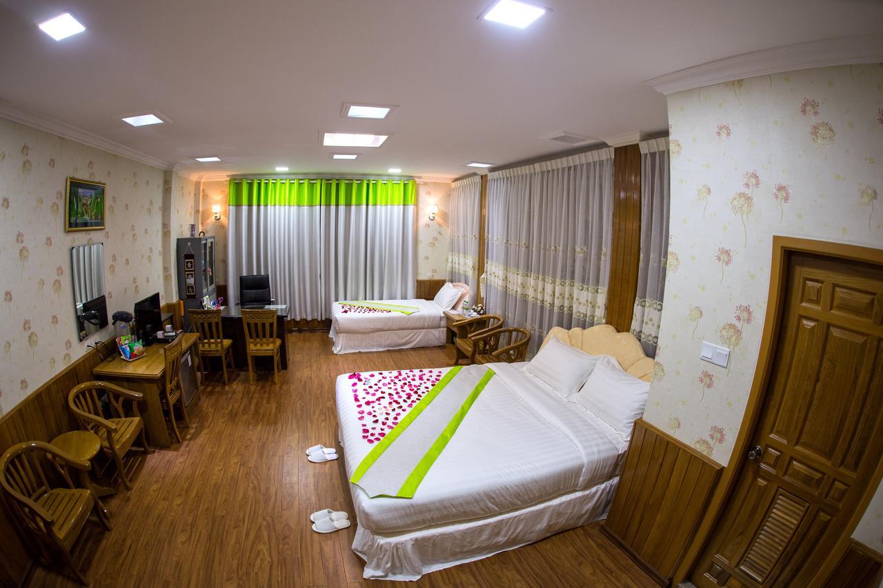 Hotel Rich  Pyin Oo Lwin Buitenkant foto