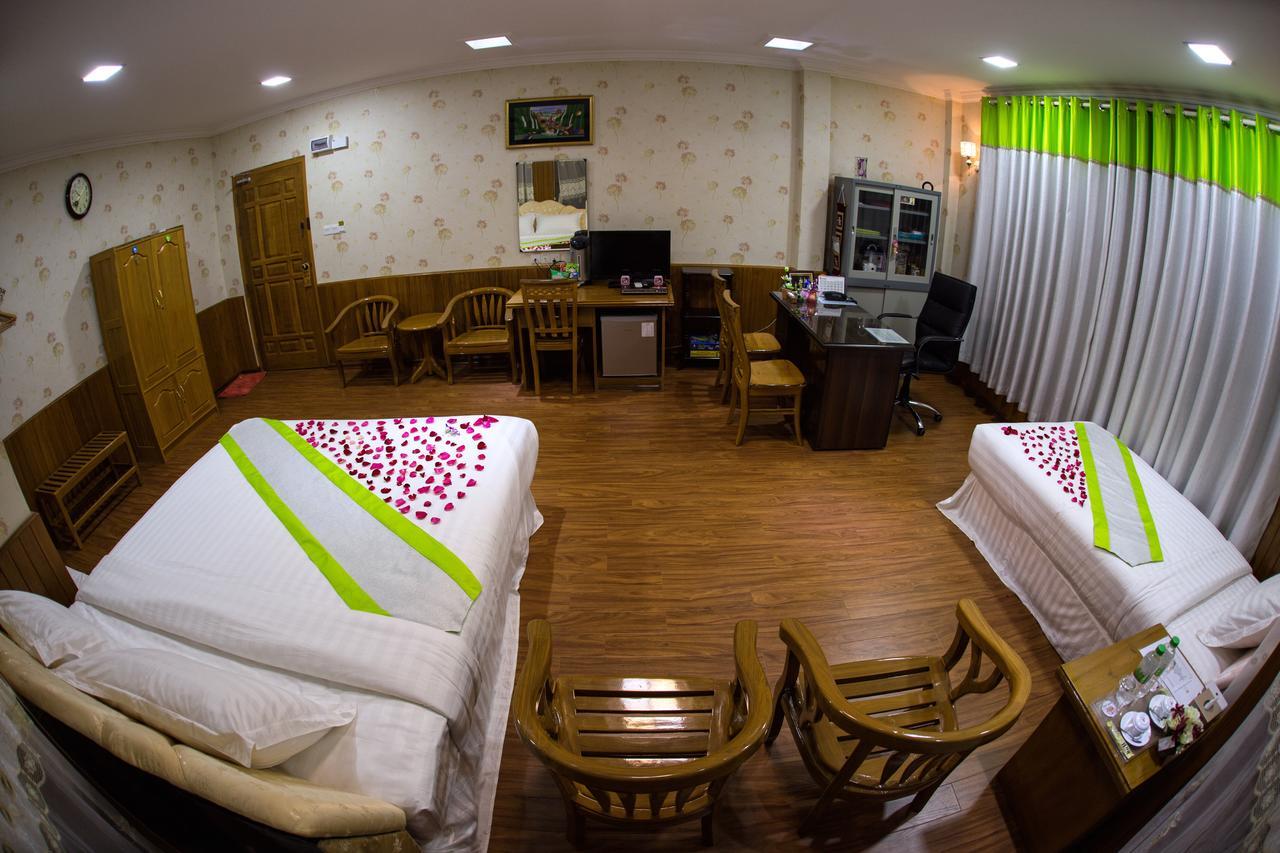 Hotel Rich  Pyin Oo Lwin Buitenkant foto